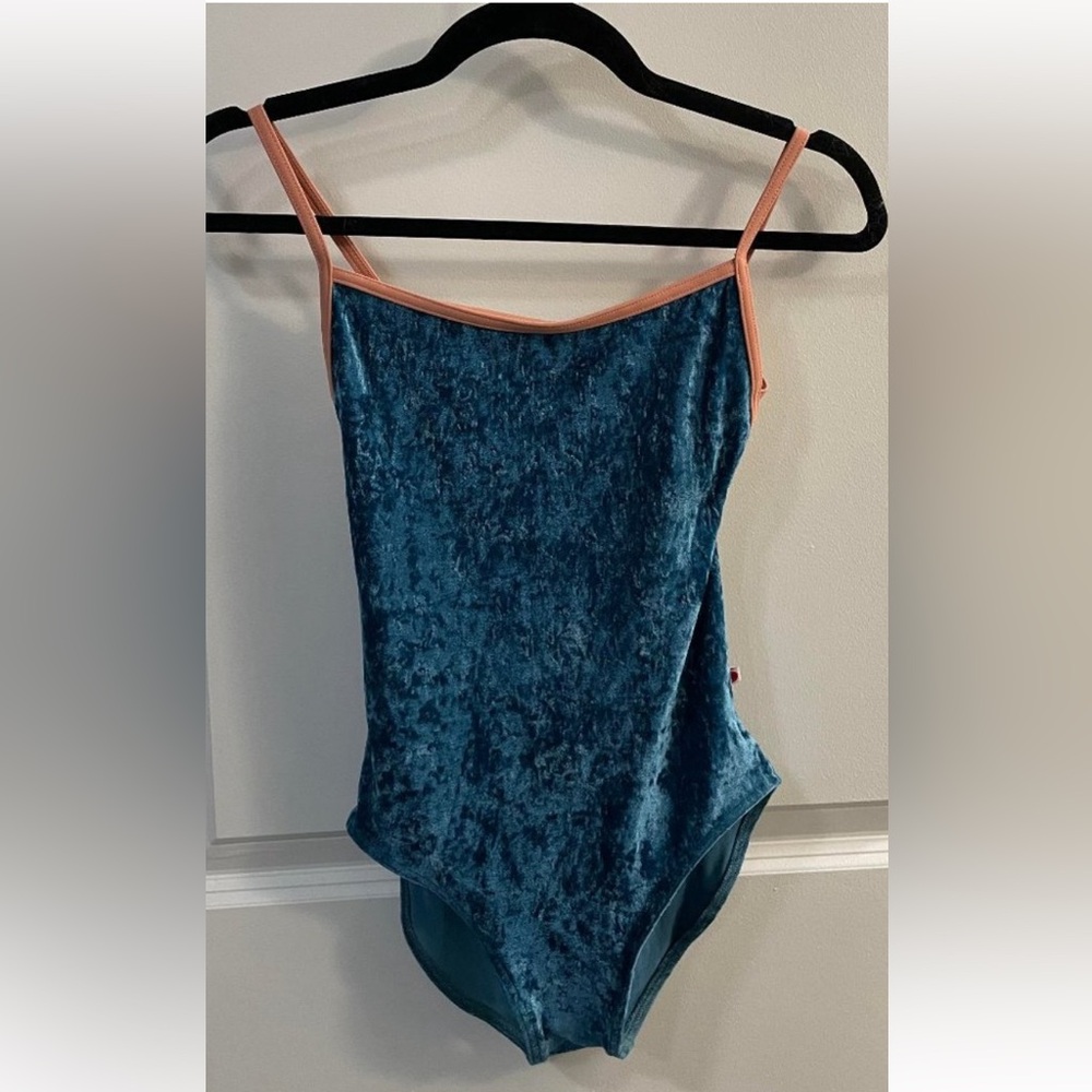 Yumiko size medium